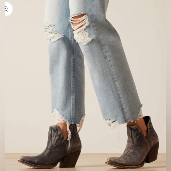 NWT Ariat jeans Mykonos ultra high rise Tom boy distressed jeans 33 reg - Picture 4 of 16